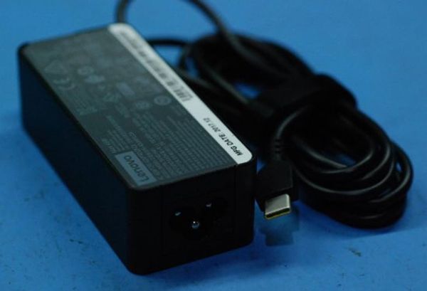 Zasilacz do laptopa Lenovo 45 W, 2.25 A, 20 V (AC Adapter (45W 20/15/9/5V 3P))